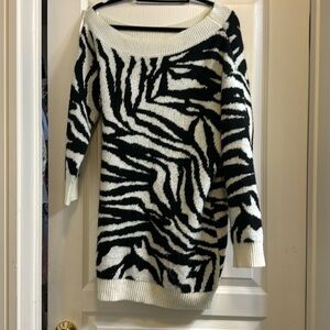 Black and white sweater dress Steve Madden size small